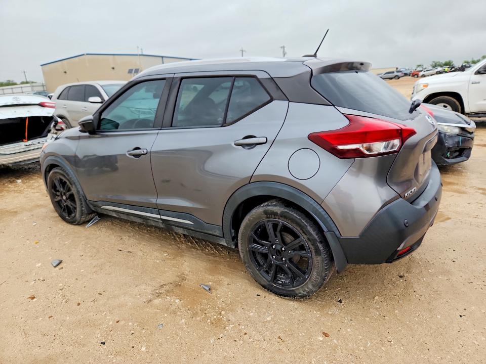 Photo 2 from auction – 2020 NISSAN KICKS with VIN 3N1CP5DV5LL578813