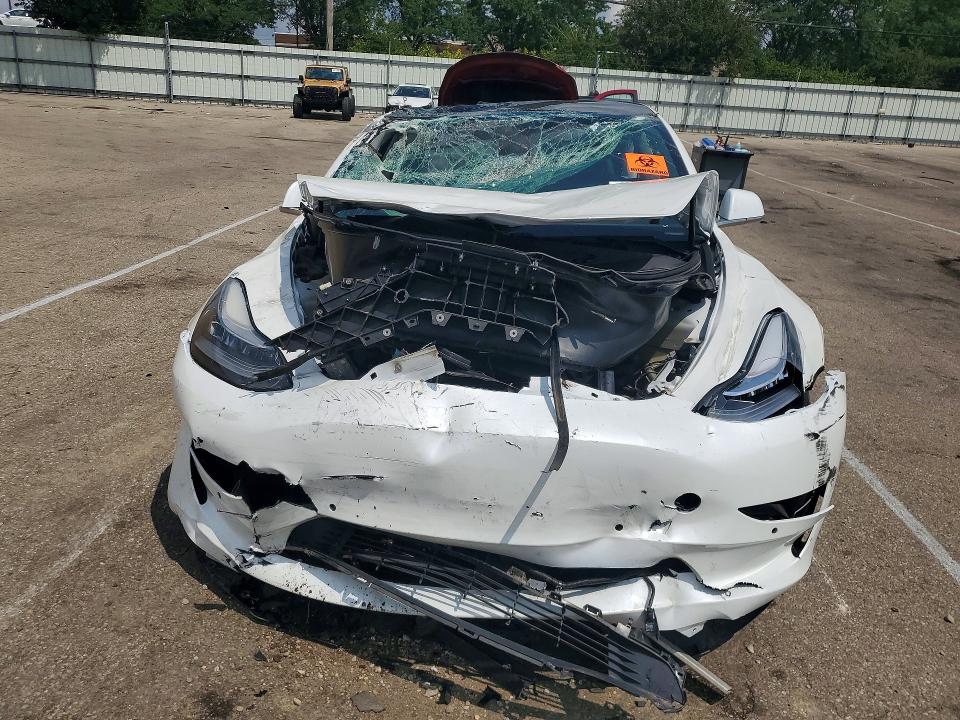 Photo 5 from auction – 2019 TESLA MODEL 3 with VIN 5YJ3E1EB4KF388014