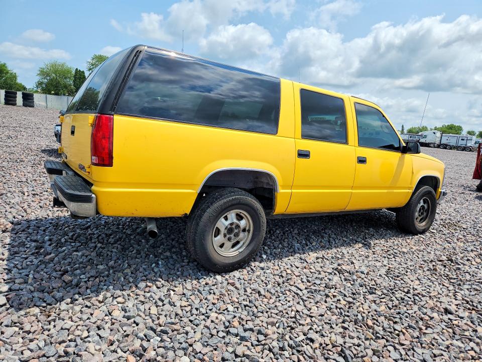 Photo 3 from auction – 1997 GMC SUBURBAN with VIN 3GKFK16RXVG520021