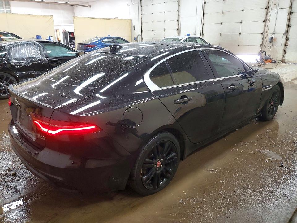 Photo 3 from auction – 2020 JAGUAR XE with VIN SAJAJ4FX2LCP60626
