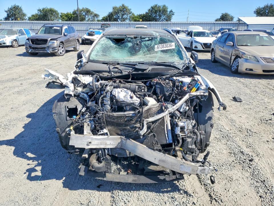 Photo 5 from auction – 2018 INFINITI QX30 with VIN SJKCH5CR3JA002993