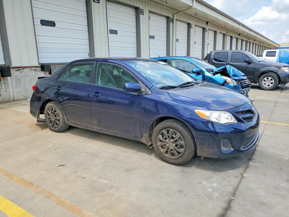 Photo 4 from auction – 2024 TOYOTA COROLLA with VIN 2T1BU4EEXBC726188