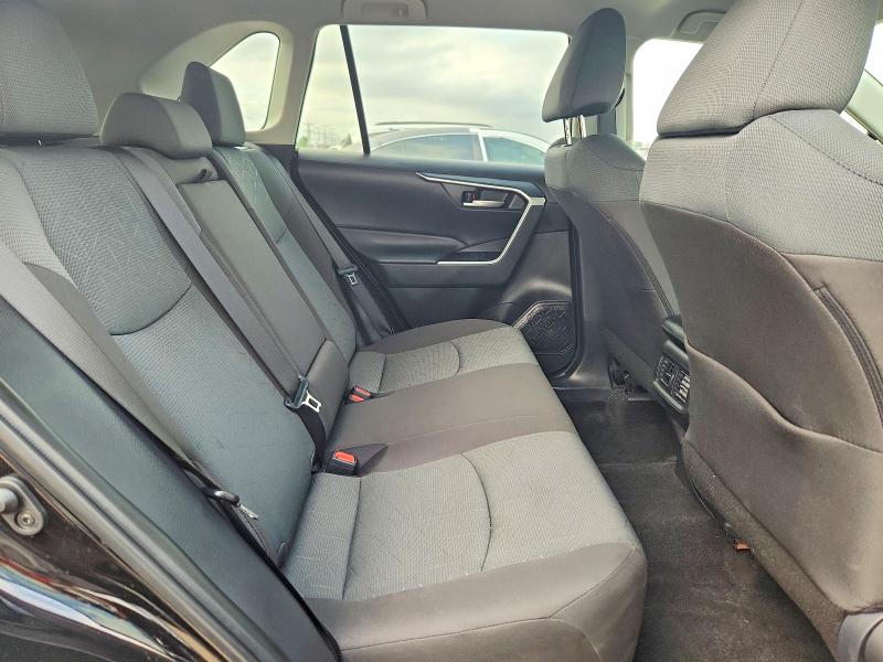 Photo 11 from auction – 2025 TOYOTA RAV4 with VIN 2T3P1RFV5SW539344