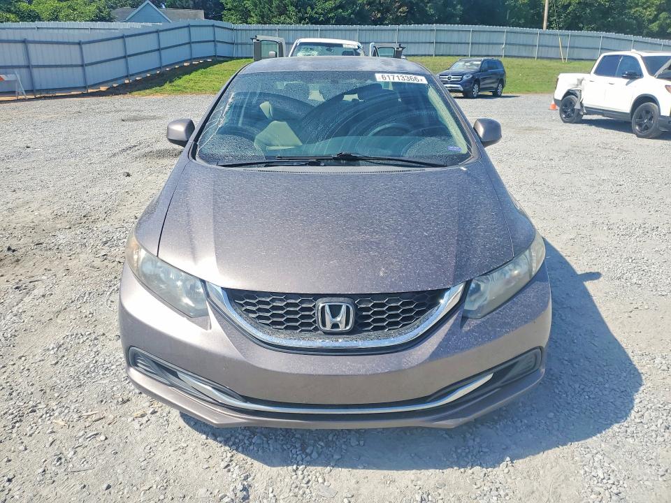 Photo 5 from auction – 2013 HONDA CIVIC with VIN 2HGFB2F51DH565184