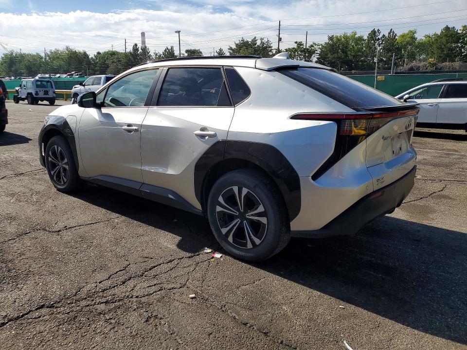 Zdjęcie 2 z aukcji – 2024 TOYOTA BZ4X z VIN JTMABACA3RA050780