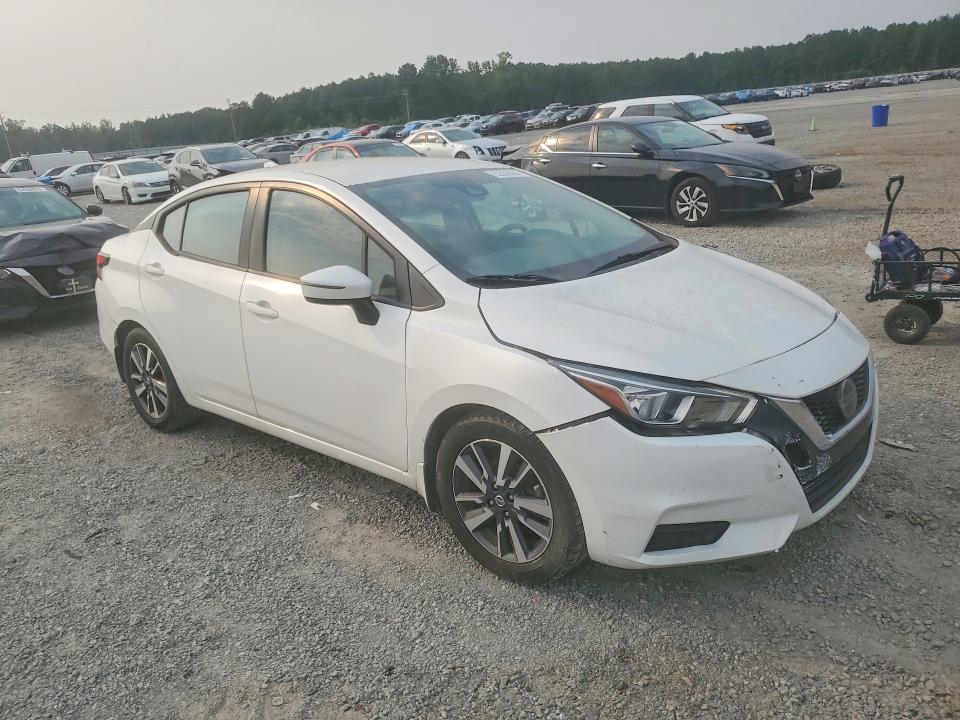 Снимка 4 от търг – 2020 NISSAN VERSA с VIN 3N1CN8EV7LL858173