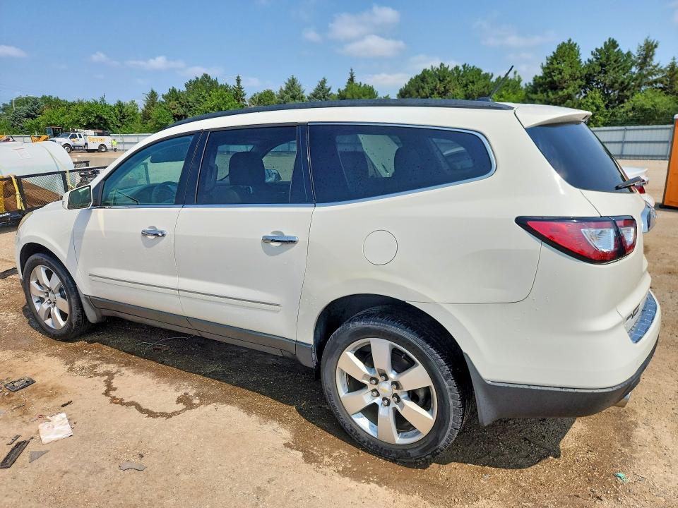 Photo 2 from auction – 2015 CHEVROLET TRAVERSE with VIN 1GNKVJKD8FJ331032