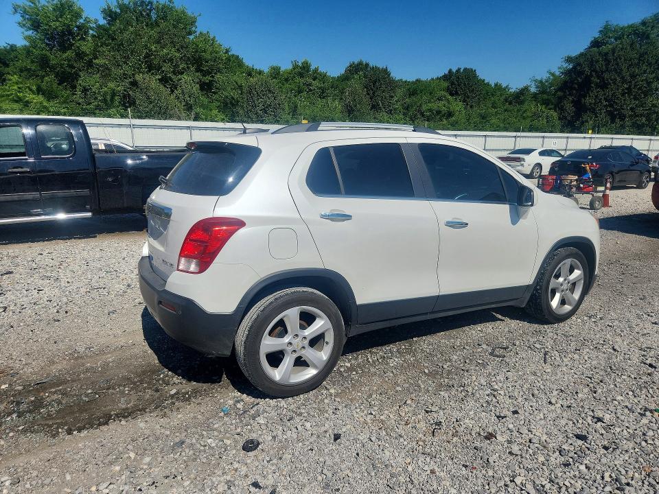 Photo 3 from auction – 2016 CHEVROLET TRAX with VIN KL7CJMSB0GB643136