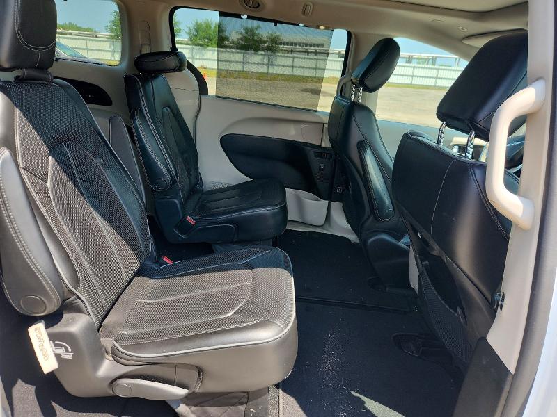 Photo 11 from auction – 2019 CHRYSLER PACIFICA with VIN 2C4RC1GG2KR627556