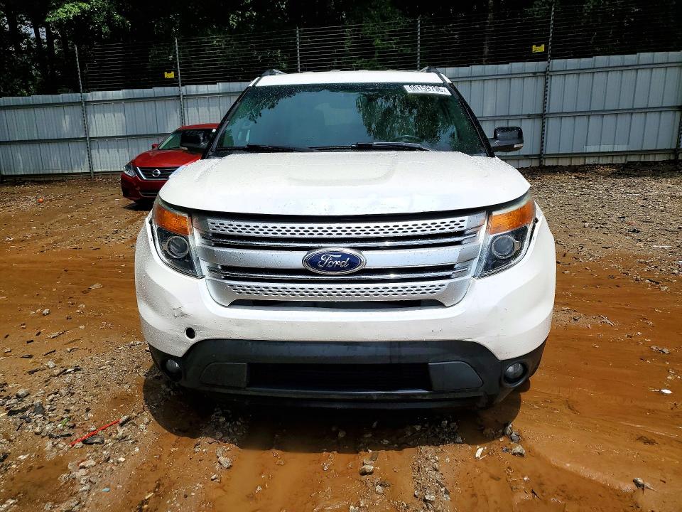 Photo 5 from auction – 2015 FORD EXPLORER with VIN 1FM5K7D84FGC02599
