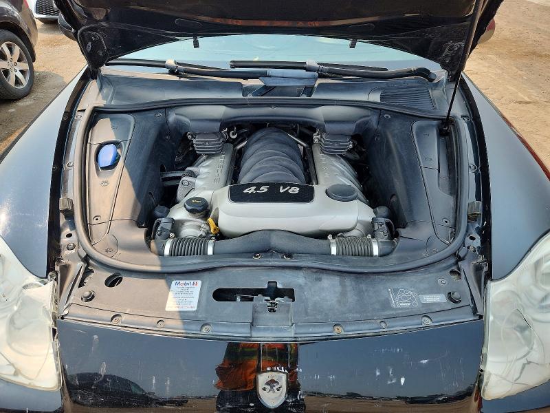 Photo 12 from auction – 2004 PORSCHE CAYENNE with VIN WP1AB29P04LA72538