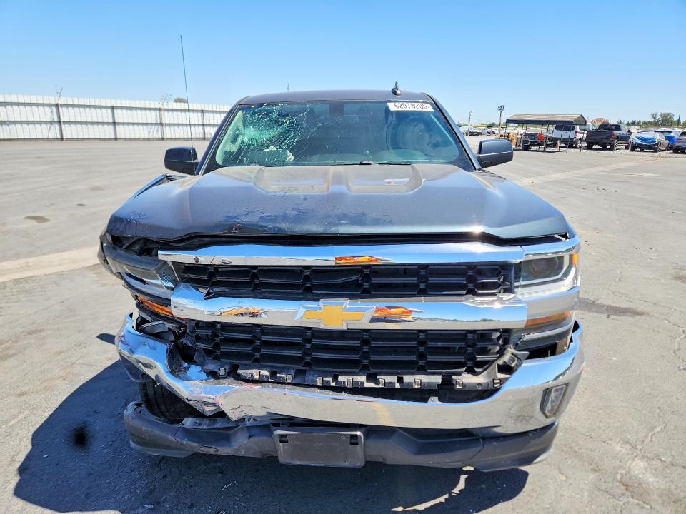 Photo 5 from auction – 2018 CHEVROLET SILVERADO with VIN 3GCUCRER0JG229795