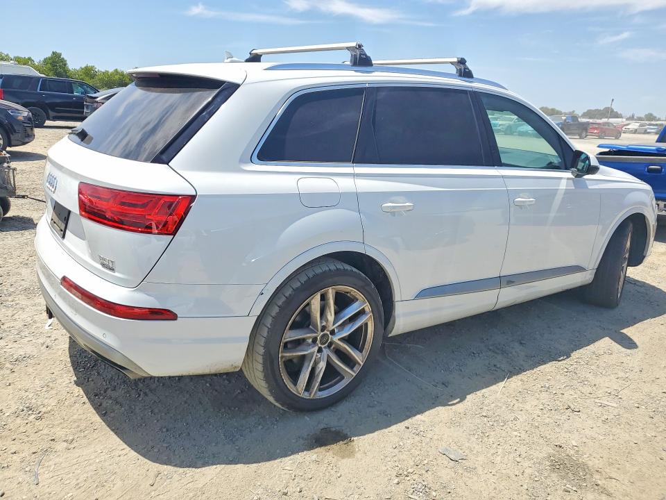 Photo 3 from auction – 2018 AUDI Q7 with VIN WA1VAAF70JD029189