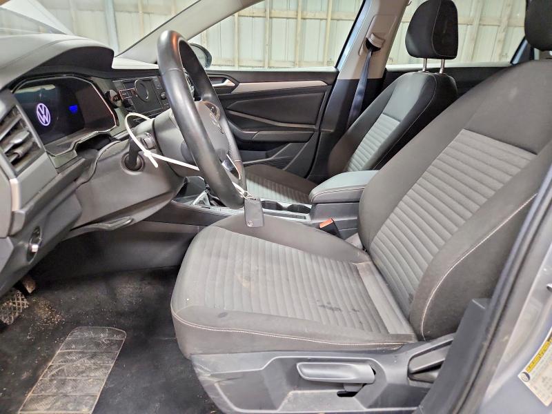 Photo 7 from auction – 2024 VOLKSWAGEN JETTA with VIN 3VW5M7BU3RM023332
