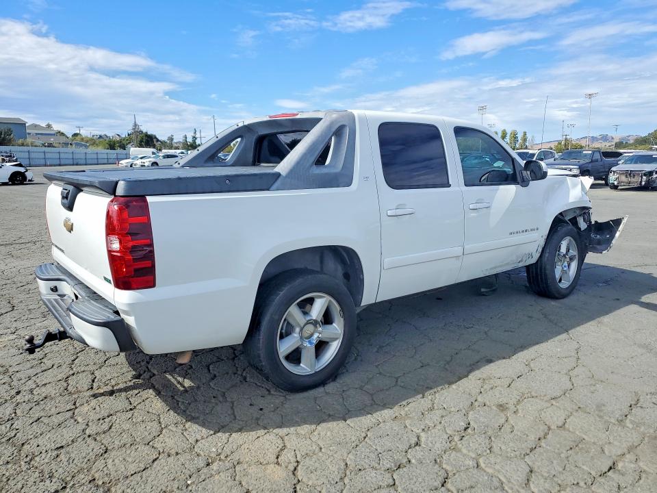 Photo 3 from auction – 2007 CHEVROLET AVALANCHE with VIN 3GNEC12047G270717