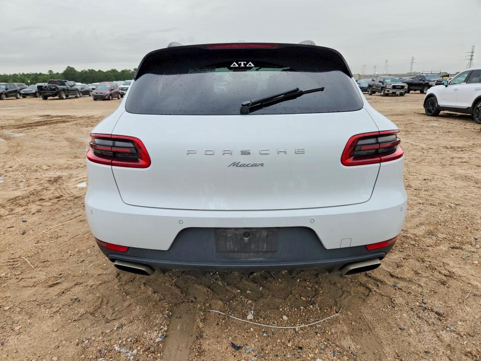 Photo 6 from auction – 2018 PORSCHE MACAN with VIN WP1AA2A51JLB02980