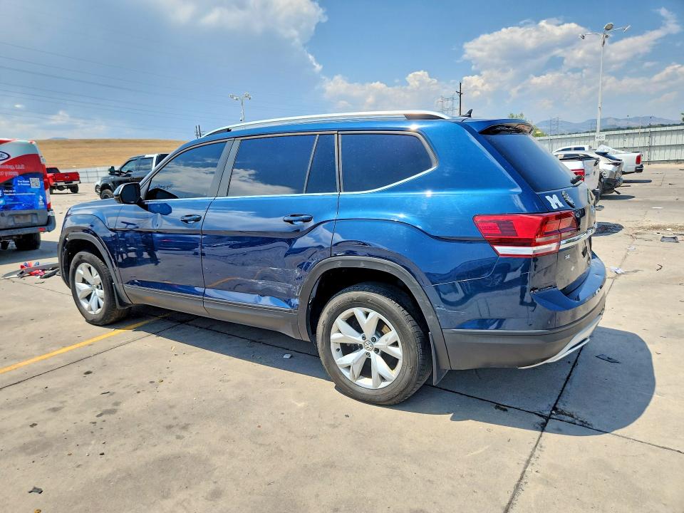 Photo 2 from auction – 2018 VOLKSWAGEN ATLAS with VIN 1V2LR2CA1JC513355