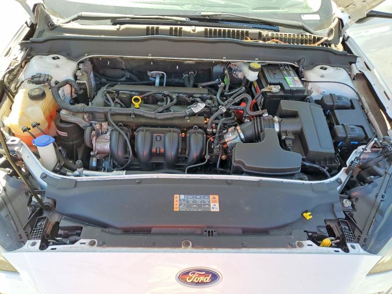 Photo 11 from auction – 2019 FORD FUSION with VIN 3FA6P0G75KR108521