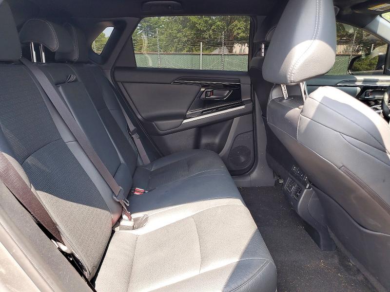 Photo 10 from auction – 2024 TOYOTA BZ4X with VIN JTMABACA6RA077830