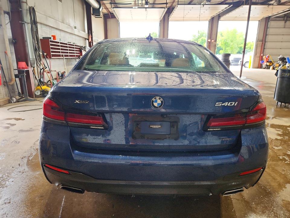 Foto 6 de la subasta – 2021 BMW 540 con VIN WBA73BJ07MCG33843