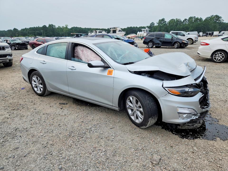 Photo 4 from auction – 2021 CHEVROLET MALIBU with VIN 1G1ZD5ST8MF063276
