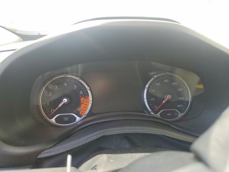 Photo 9 from auction – 2017 JEEP RENEGADE with VIN ZACCJBCB2HPE83502