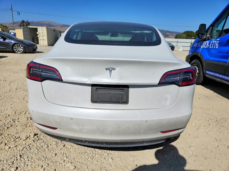 Photo 6 from auction – 2021 TESLA MODEL 3 with VIN 5YJ3E1EA3MF074798
