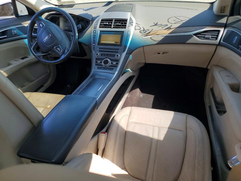 Снимка 8 от търг – 2017 LINCOLN MKZ с VIN 3LN6L5D92HR605099