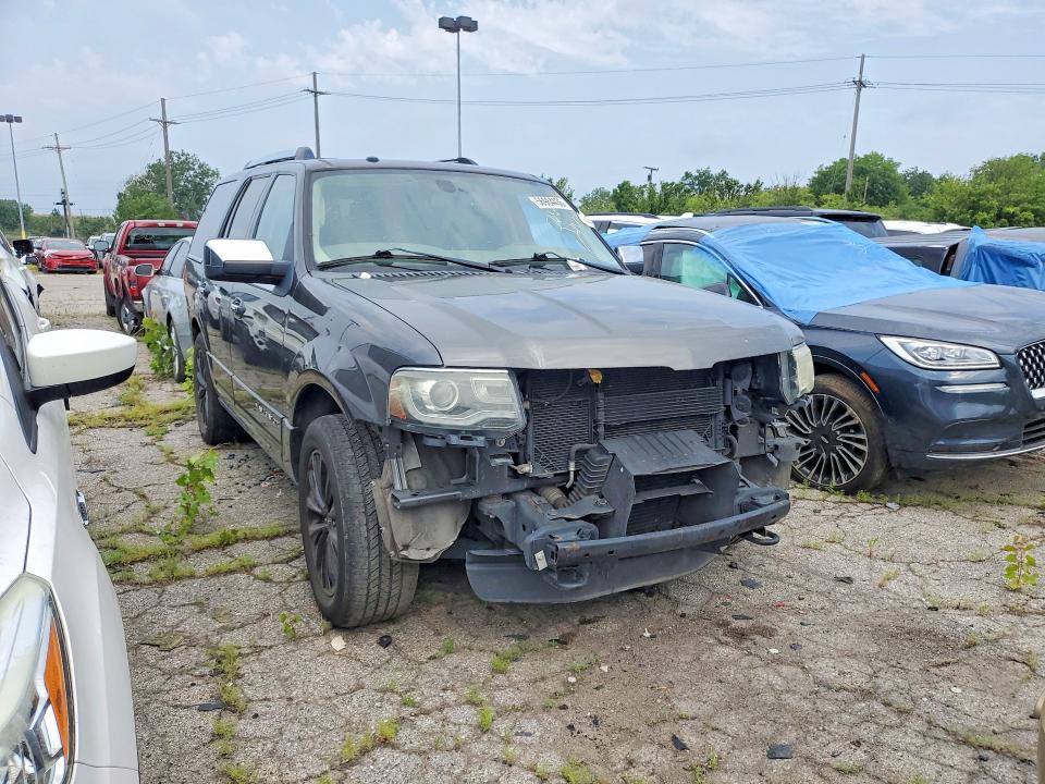 Photo 4 from auction – 2015 LINCOLN NAVIGATOR with VIN 5LMJJ2HT2FEJ04117