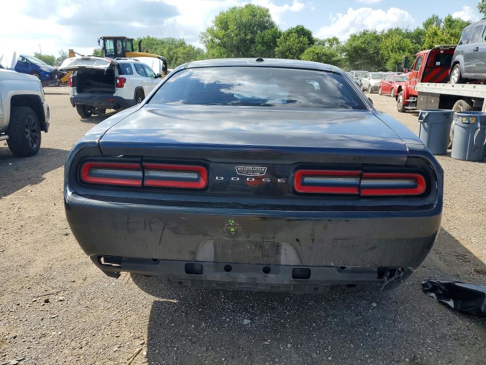 Photo 6 from auction – 2015 DODGE CHALLENGER with VIN 2C3CDZAG0FH700210