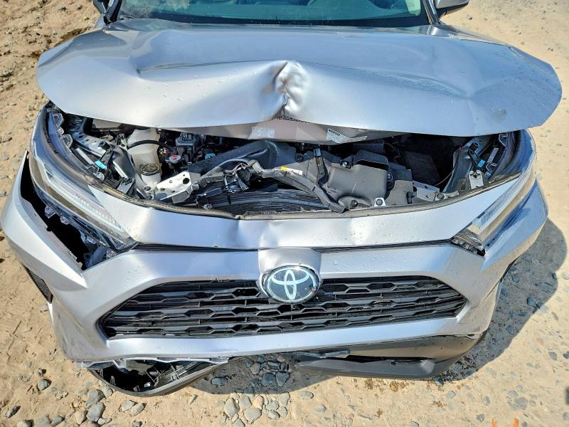 Снимка 12 от търг – 2025 TOYOTA RAV4 HYBRID с VIN 4T3RWRFV1SU196705