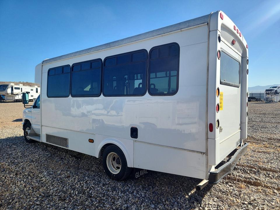 Photo 2 from auction – 2017 FORD ECONOLINE with VIN 1FDFE4FS7HDC06590