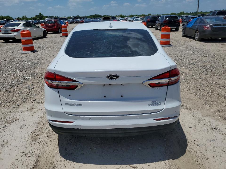 Photo 6 from auction – 2019 FORD FUSION with VIN 3FA6P0LU5KR269186