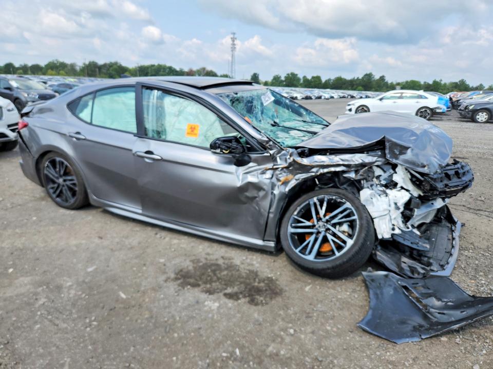 Photo 4 from auction – 2025 TOYOTA CAMRY with VIN 4T1DAACK4SU551640