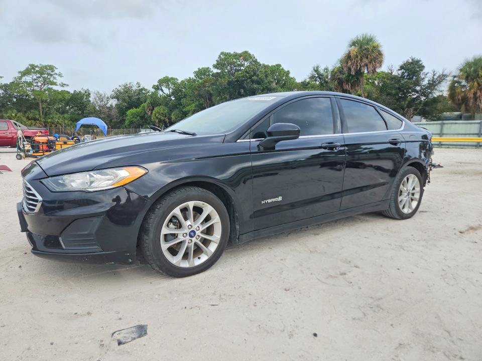 FORD FUSION 2019 with VIN 3FA6P0LU7KR207501 - Photo from auction