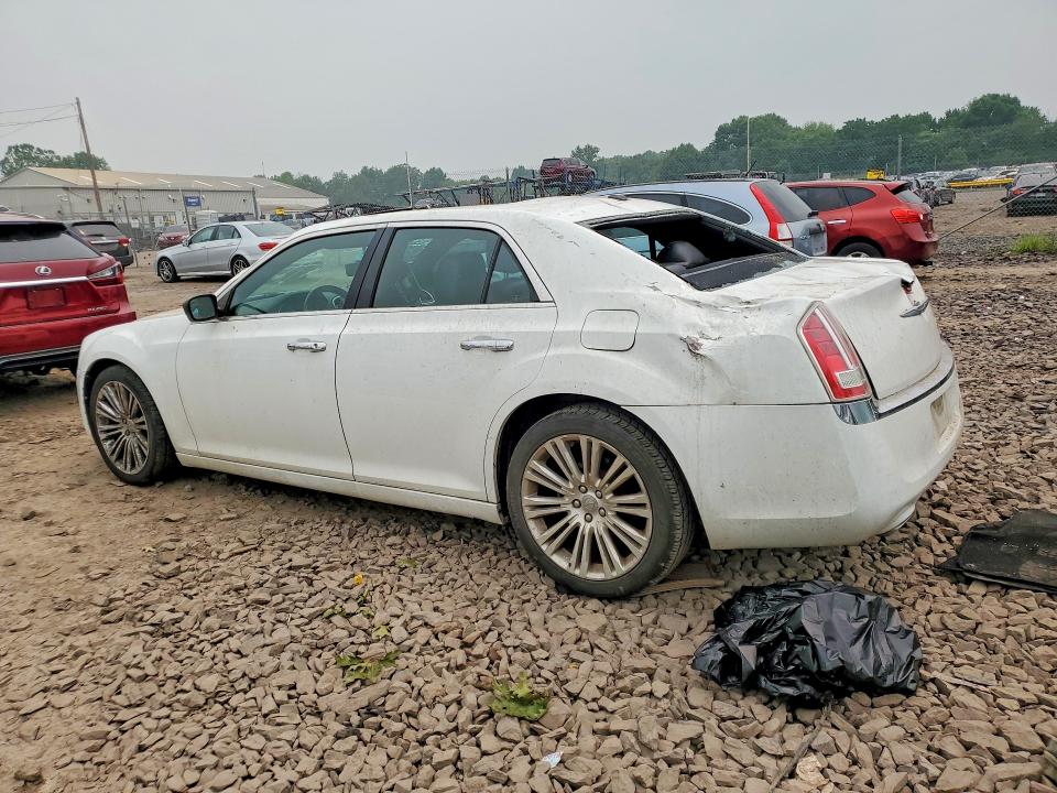 Photo 2 from auction – 2014 CHRYSLER 300C with VIN 2C3CCAEG9EH321140