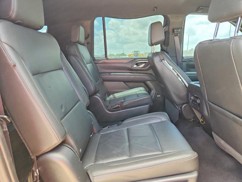 Photo 11 from auction – 2021 CHEVROLET SUBURBAN with VIN 1GNSCCKD2MR371560