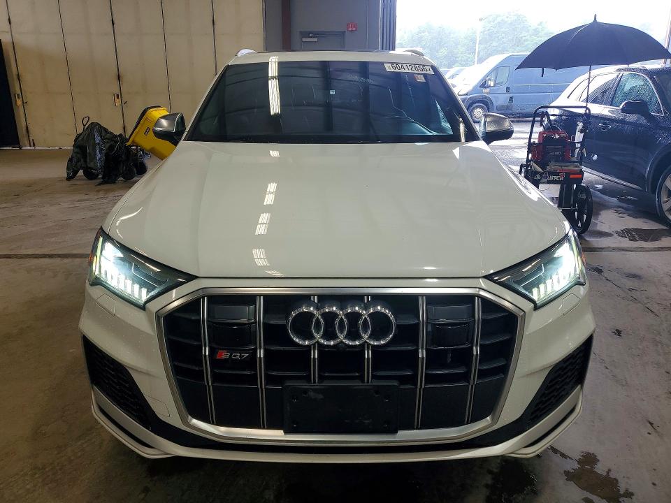 Zdjęcie 5 z aukcji – 2021 AUDI SQ7 z VIN WA1AWBF71MD025632