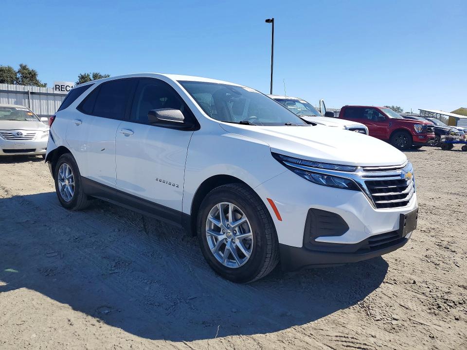 Photo 4 from auction – 2022 CHEVROLET EQUINOX with VIN 3GNAXHEV4NS247676