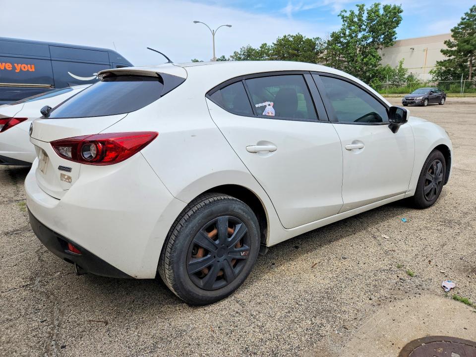 Photo 3 from auction – 2014 MAZDA 3 with VIN JM1BM1K7XE1107202