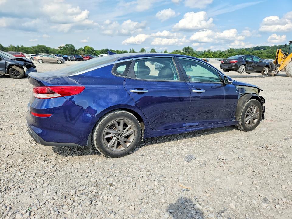 Photo 3 from auction – 2020 KIA OPTIMA with VIN 5XXGT4L34LG418034