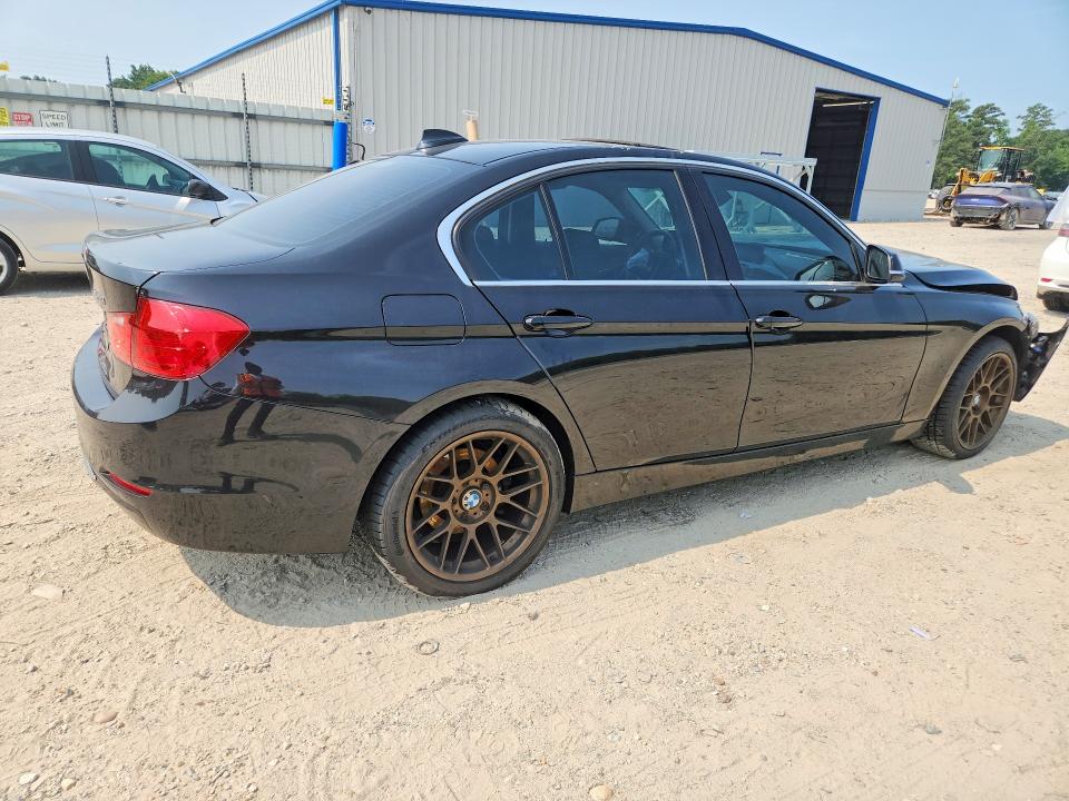 Photo 3 from auction – 2015 BMW 328 with VIN WBA3B3G56FNR88095