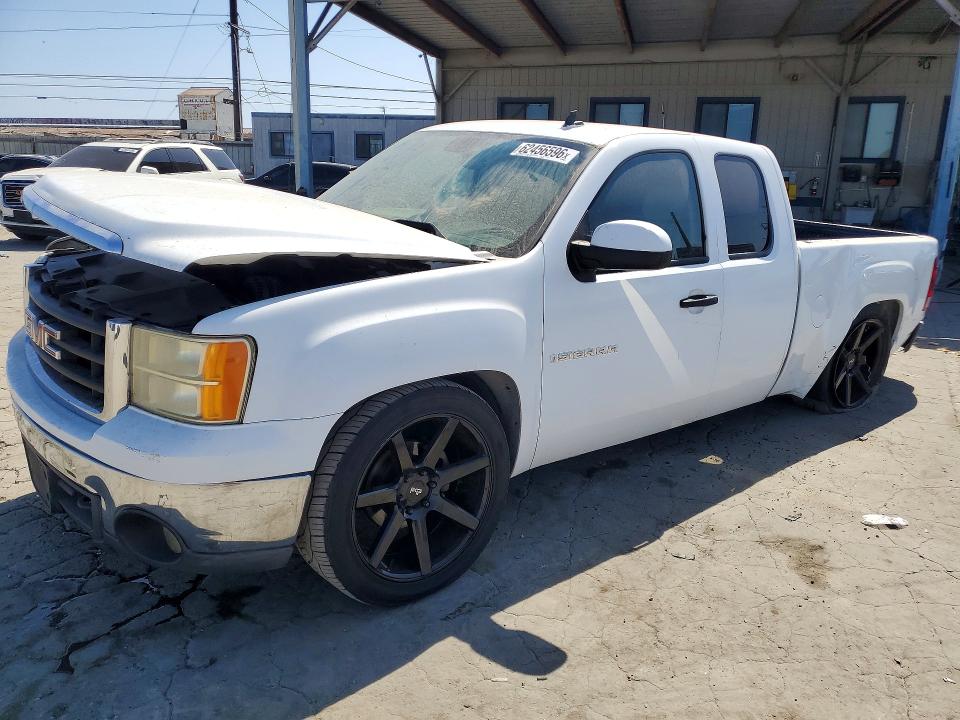 GMC NEW SIERRA 2007 with VIN 2GTEC19C971588740 - Photo from auction
