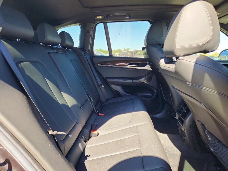 Photo 10 from auction – 2019 BMW X3 with VIN 5UXTR7C54KLR50736