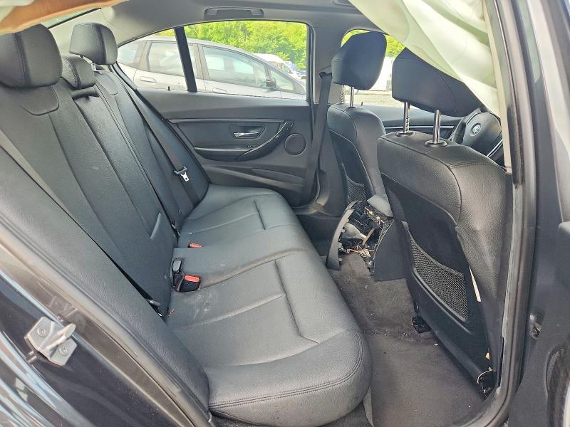 Photo 10 from auction – 2018 BMW 320 with VIN WBA8E5G57JNV01892