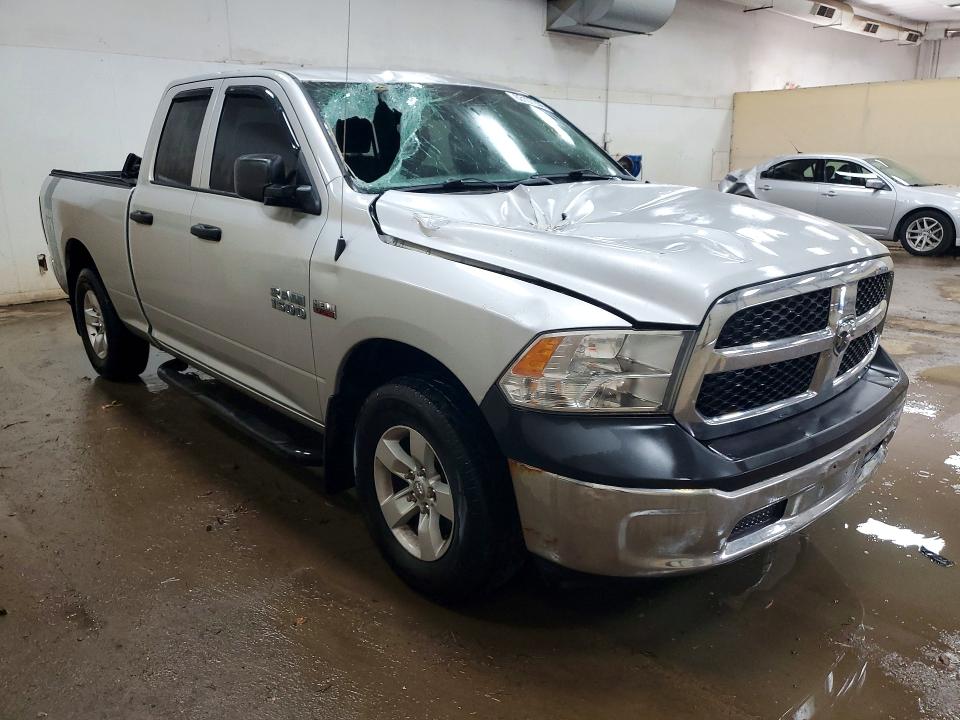 Photo 4 from auction – 2016 RAM 1500 with VIN 1C6RR7FT4GS230976