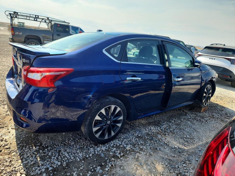 Photo 3 from auction – 2016 NISSAN SENTRA with VIN 3N1AB7AP5GY285185