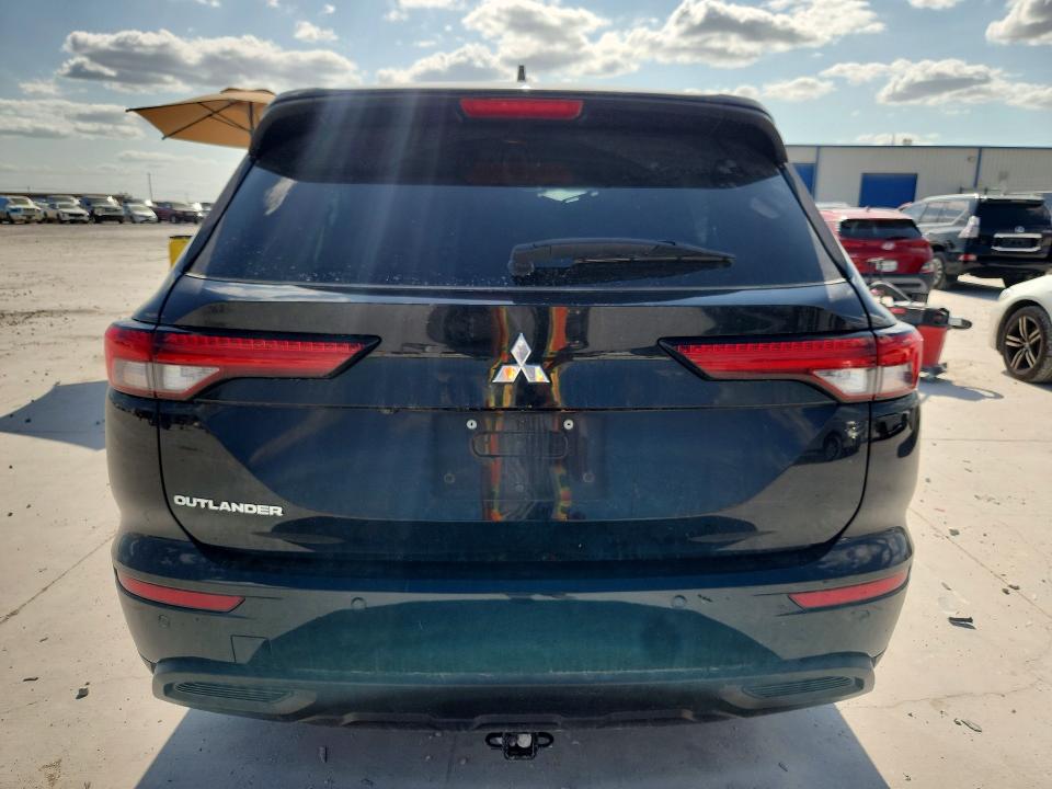 Photo 6 from auction – 2022 MITSUBISHI OUTLANDER with VIN JA4J3TA89NZ048109