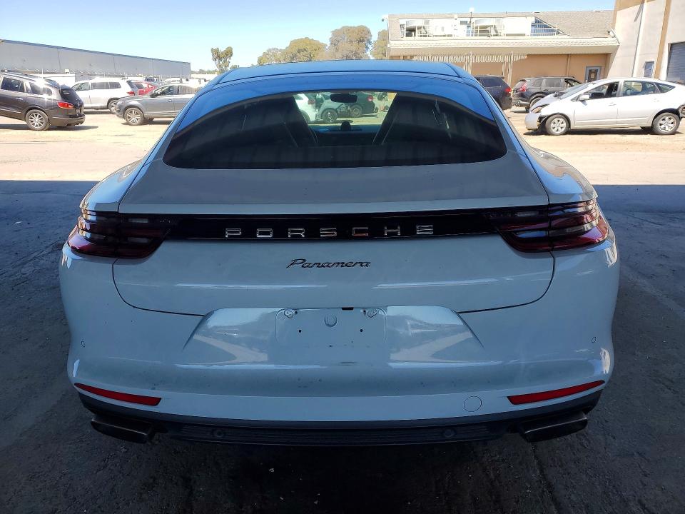 Photo 6 from auction – 2018 PORSCHE PANAMERA with VIN WP0AA2A73JL112963