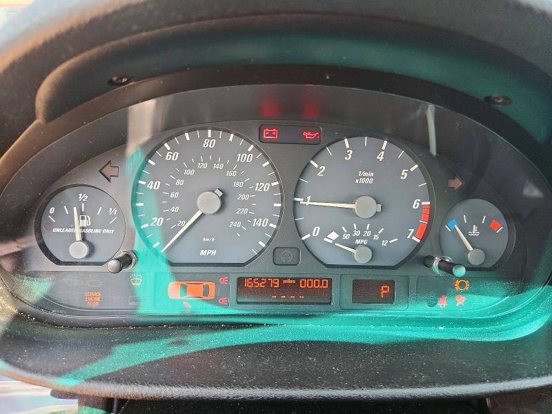 Photo 9 from auction – 2002 BMW 325 with VIN WBABS33432PG86466